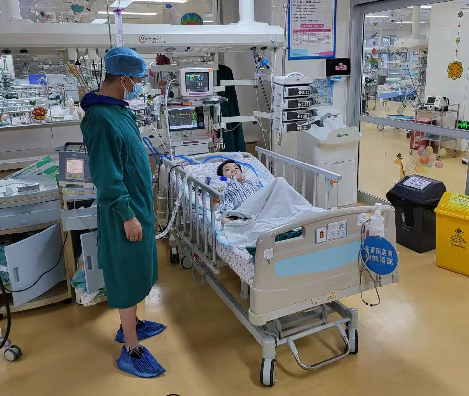 淮安跨省救护车出租公司